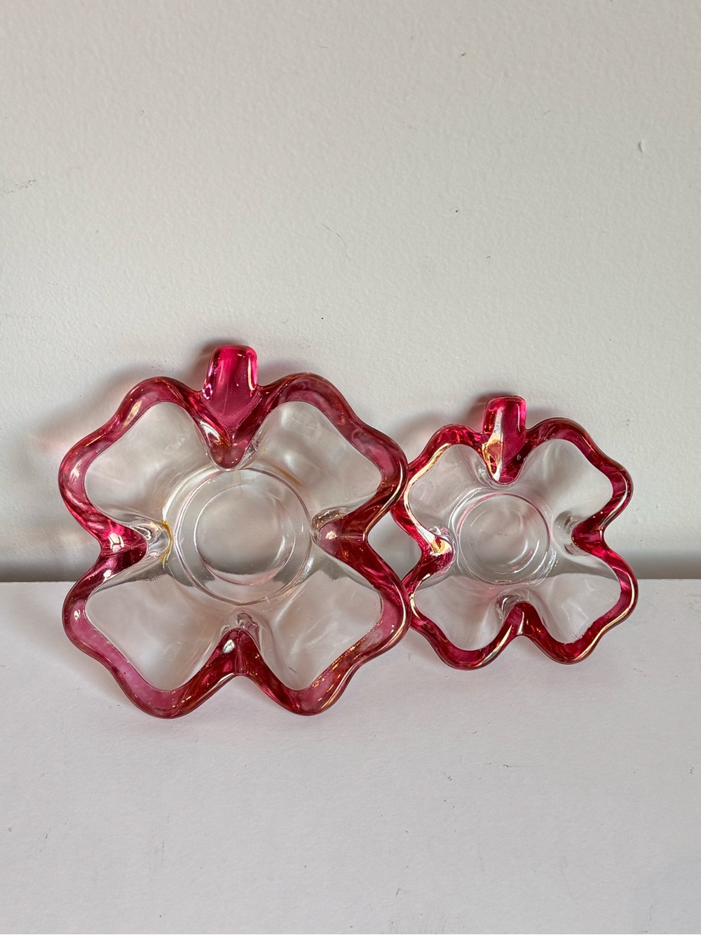 Set of 2 VTG MCM Glass 4 Leaf Clover Shamrock Trinket Dishes / Candy Bowls EUC